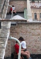 Парочка занимается сексом в разных местах 2 фото