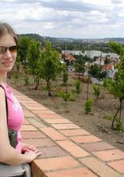 Отдыхает после насыщенного дня на природе 1 фото