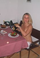 Сучка нашла себе старого любовника 12 фото