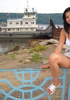 Баловницы не надевают под юбку трусики выходя на улицу 12 фото